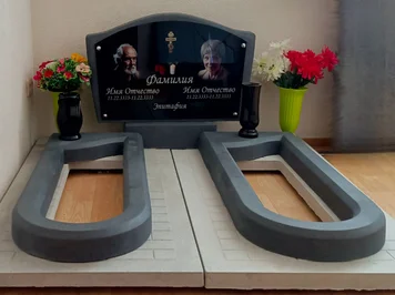 Двойные памятники