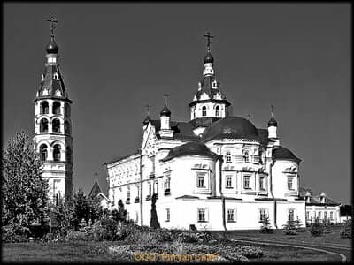 Храм